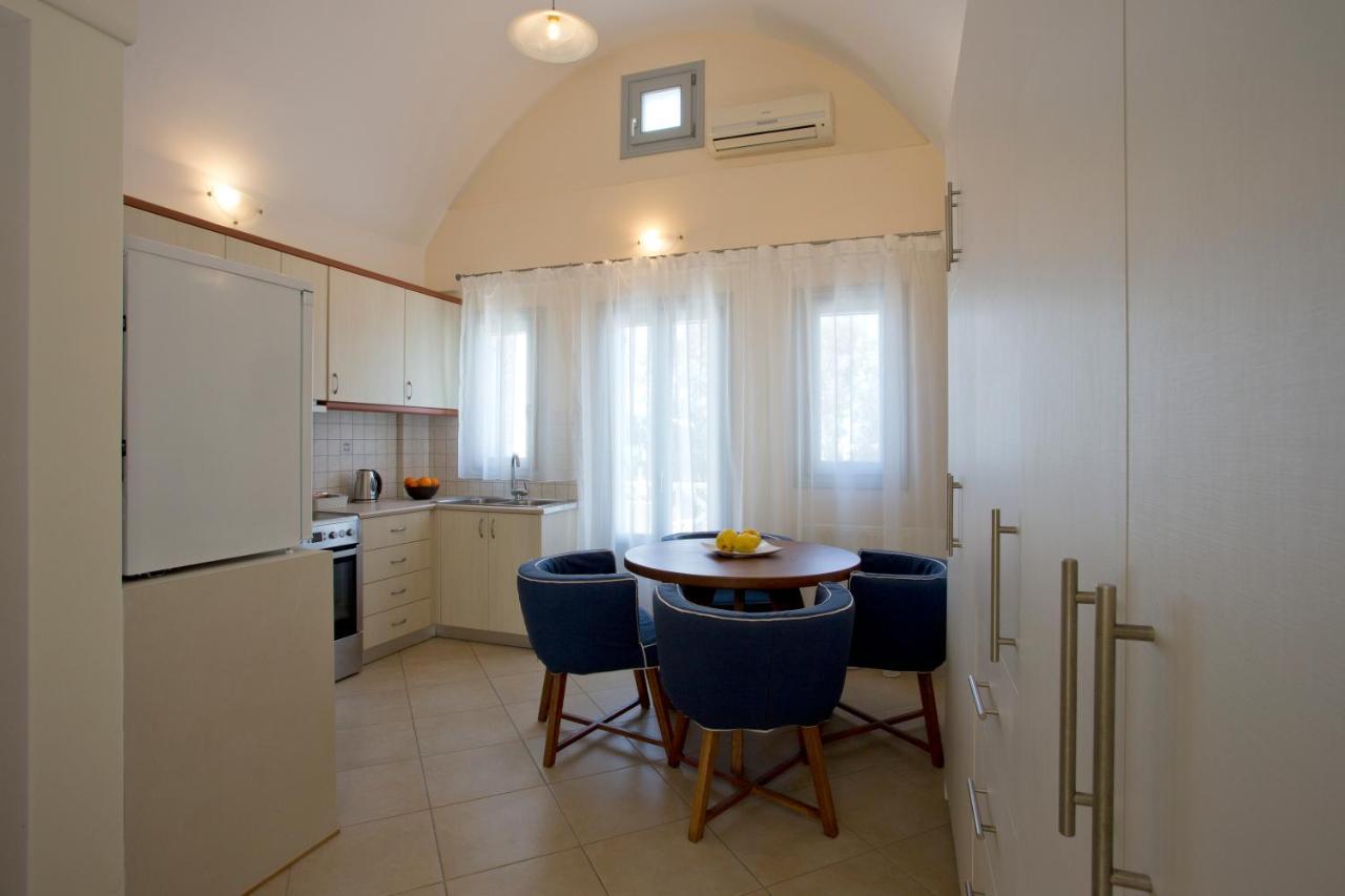 Santorini Med Homes - Sunday Apartment Mesaria Extérieur photo
