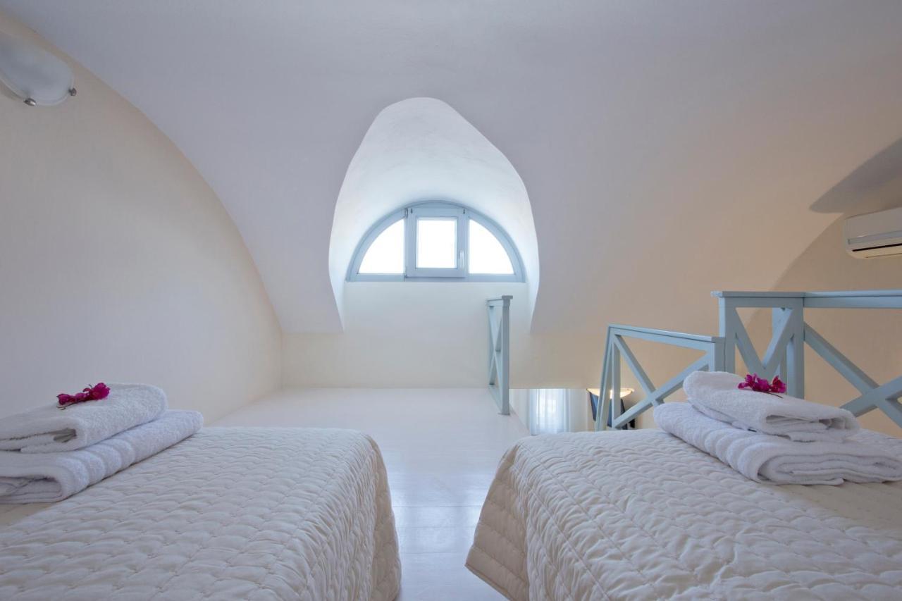 Santorini Med Homes - Sunday Apartment Mesaria Extérieur photo